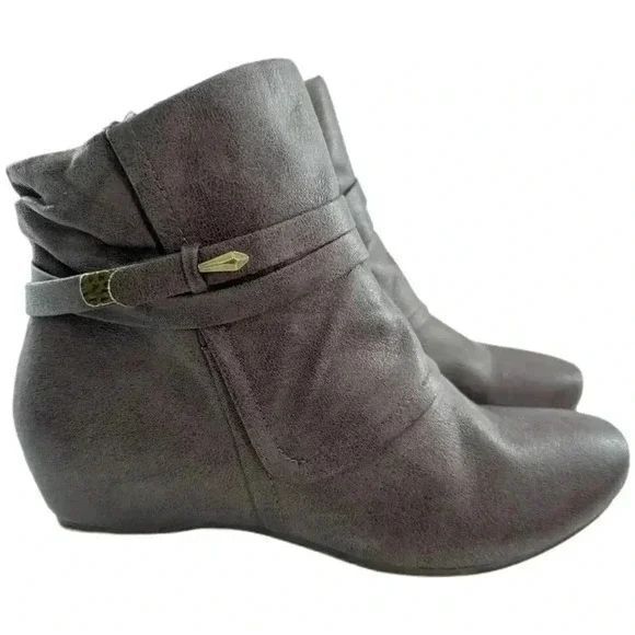 Baretraps Sandrina ankle boots size 11 M‎ brown faux leather slouchy Side Zip - Picture 1 of 13